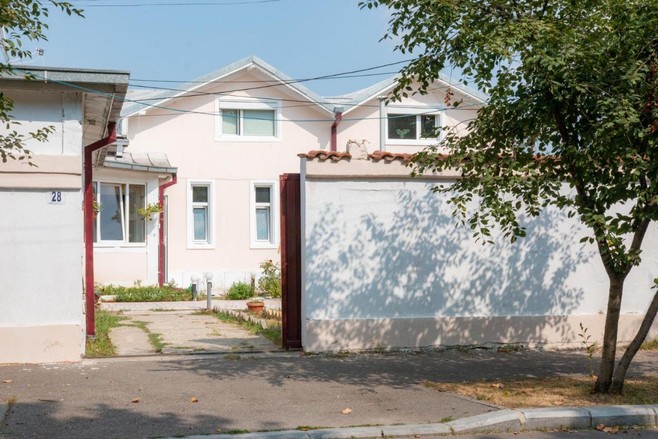 Guest House Sophie Bucharest Exterior photo